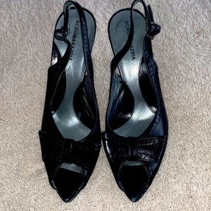 BCBG MaxAzria black slingback shoes 👠